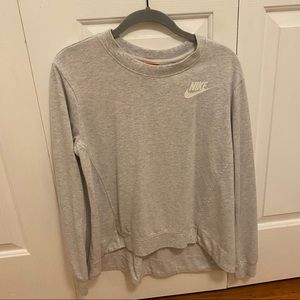 Nike Crewneck Women’s Light Grey